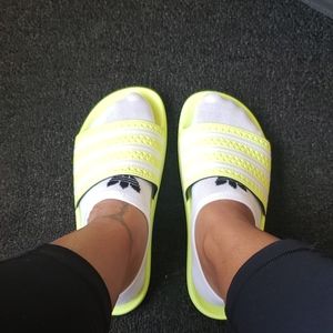 ADIDAS SLIDES ADILETTE